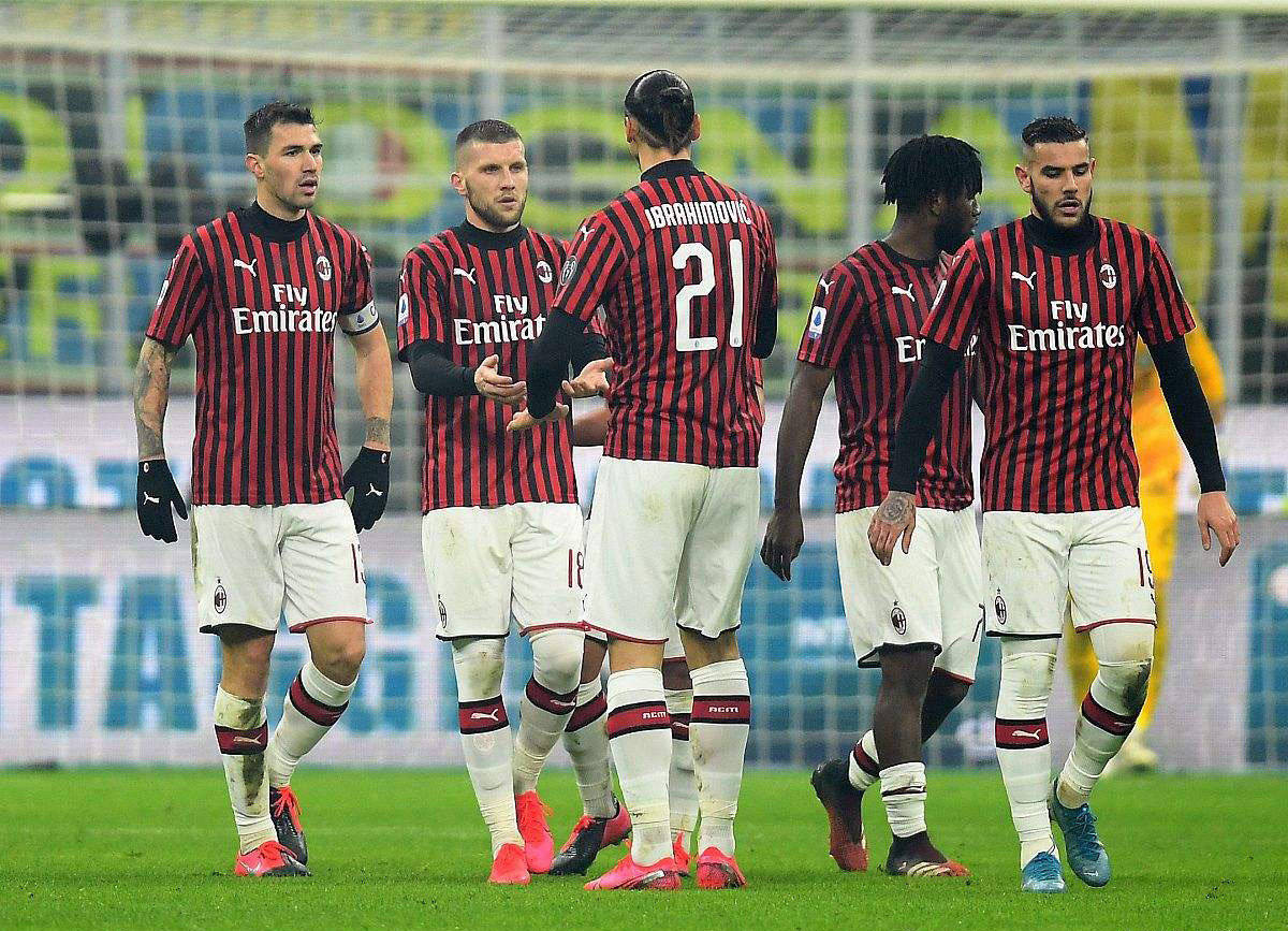 利物浦vs埃因霍温：伊萨克替补，加克波战旧主，萨拉赫首发（利物浦迎战埃因霍温：萨拉赫首发，加克波对旧主，伊萨克替补待命）