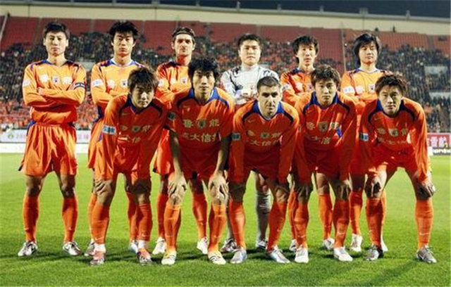 NBA焦点战：湖人主场逆转掘金,（NBA重头戏：湖人在主场逆转掘金）