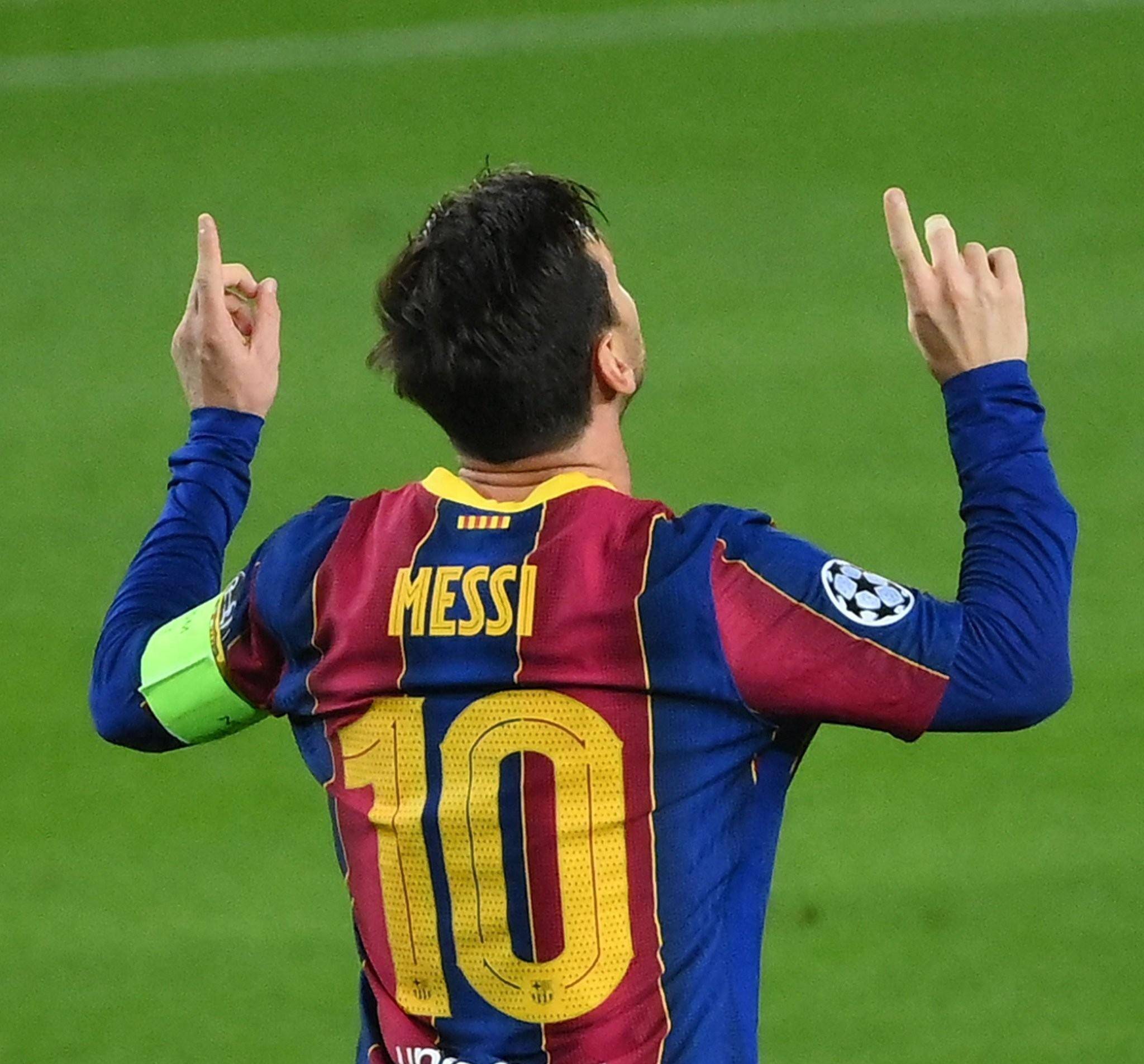 跟队记者：邓弗里斯因脚踝受伤可能缺阵至12月中旬左右（队记：邓弗里斯脚踝伤势或将缺席至12月中旬）