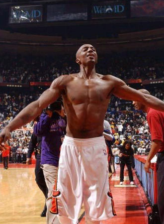 前11轮超350万人次现场观赛，本赛季意甲观赛数据创近30年新高（本赛季意甲前11轮现场观众突破350万，观赛数据刷新近30年纪录）