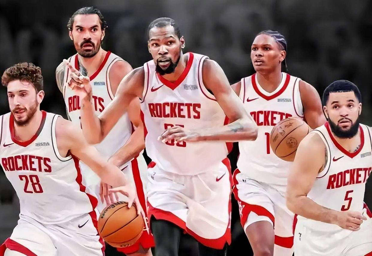 TA：曼城冬窗大概率召回埃切韦里，不排除留队的可能性（TA：曼城冬窗极可能召回埃切韦里，亦不排除其留队的可能）