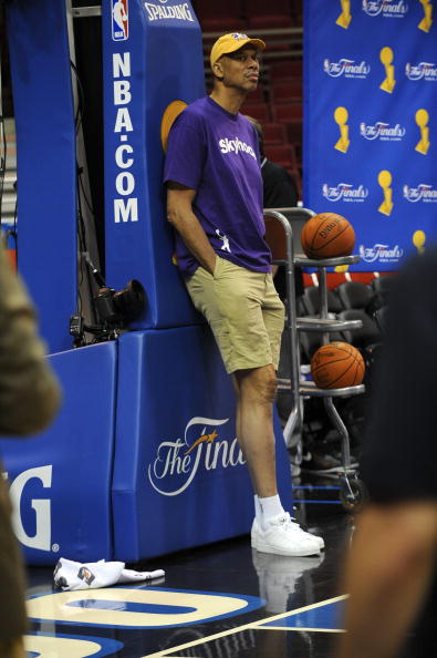 弗格森：回苏格兰比赛像在主场一样，为今晚的表现感到高兴（弗格森：重返苏格兰宛如主场，今晚的发挥让我欣喜）