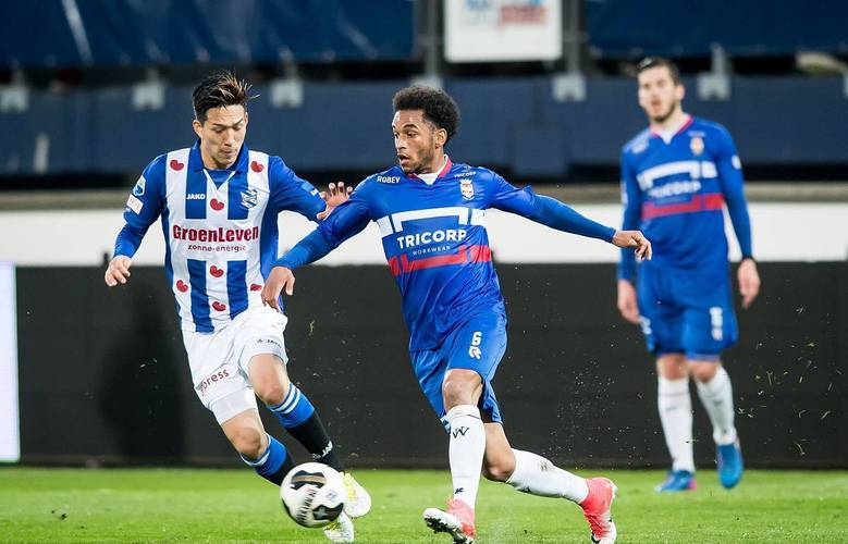 迷的目光 迷的目光